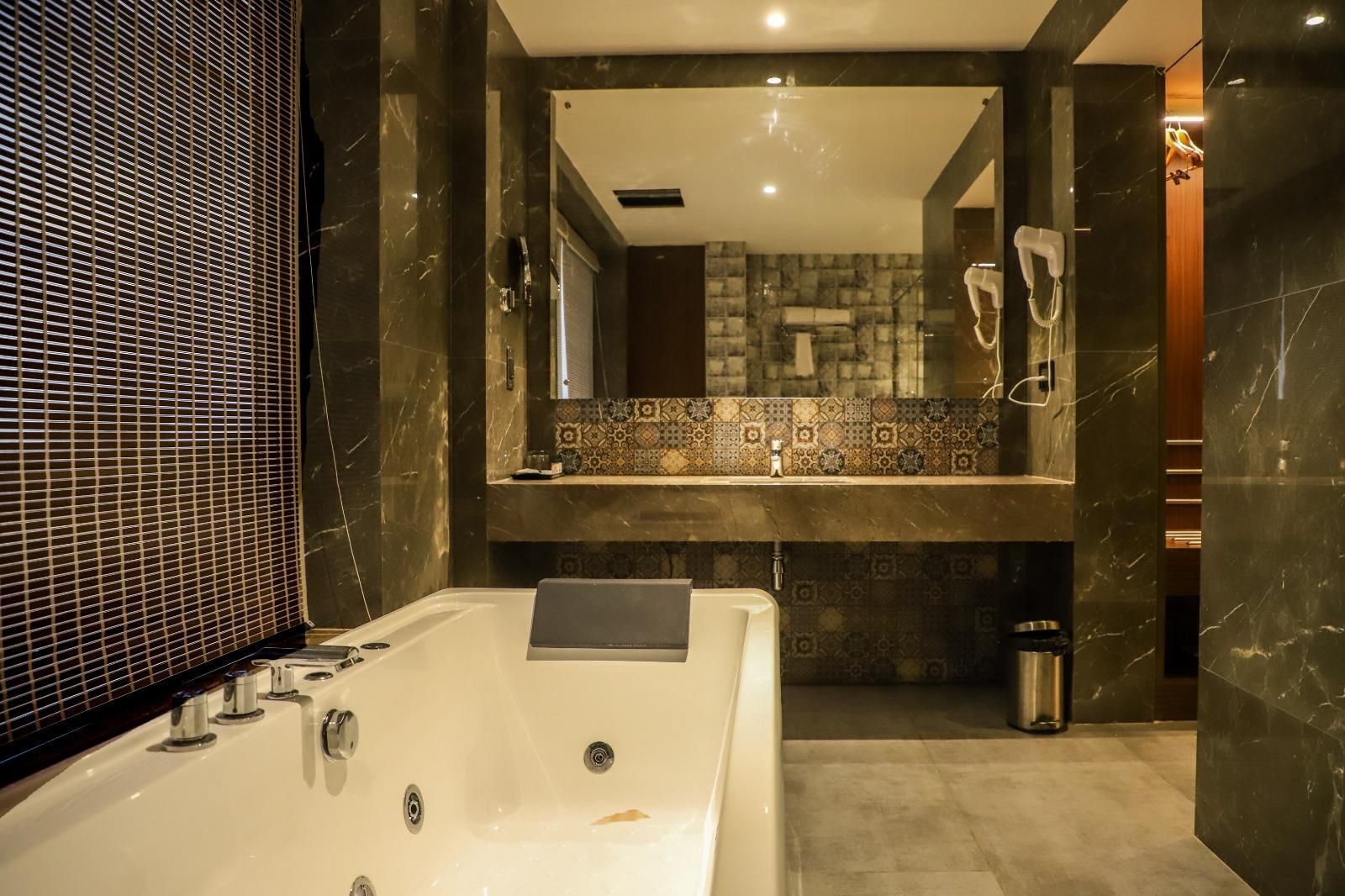 Suite Room