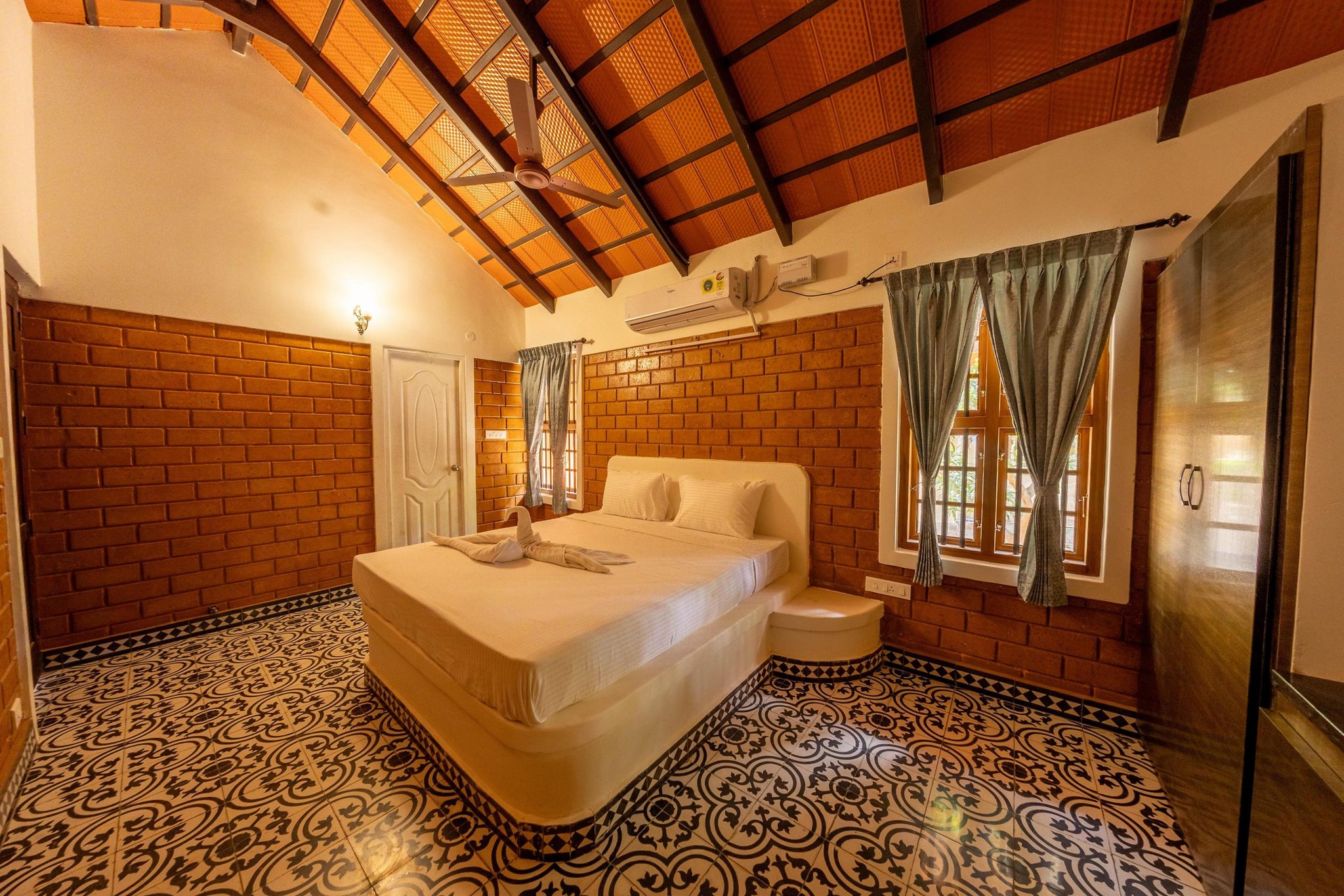 Coconest Eco village Entire Two Bedroom Villa with Jacuzzi