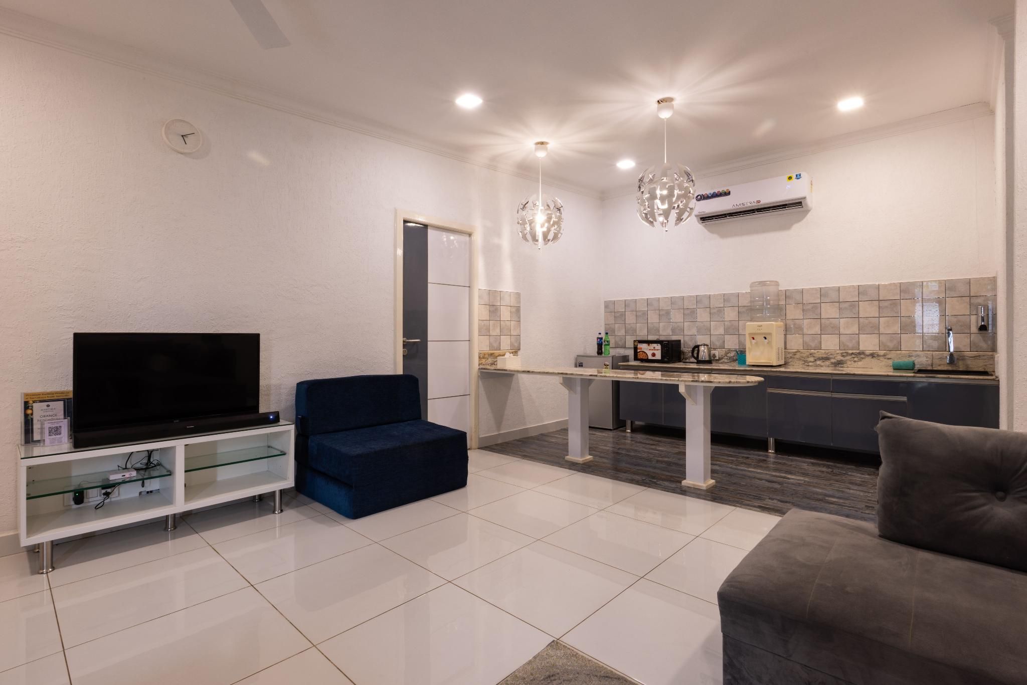 Sarvakaya Hill Resort Pool View Room 3