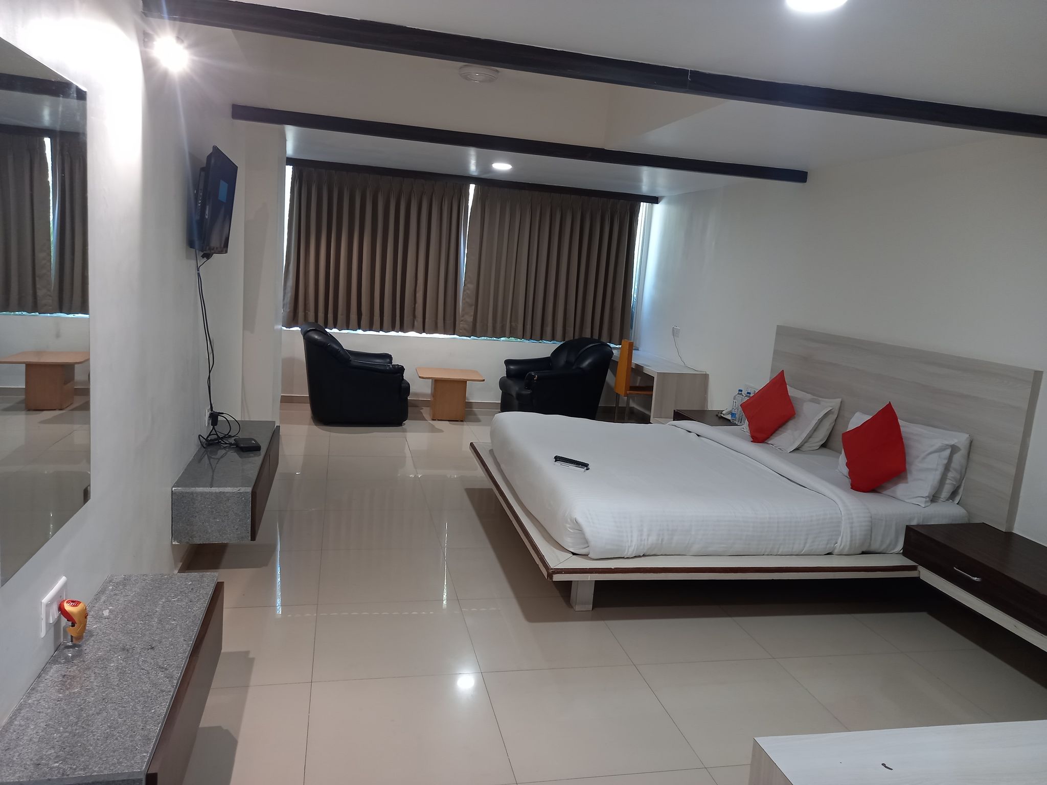 Infocity Club & Resort Deluxe Room 7