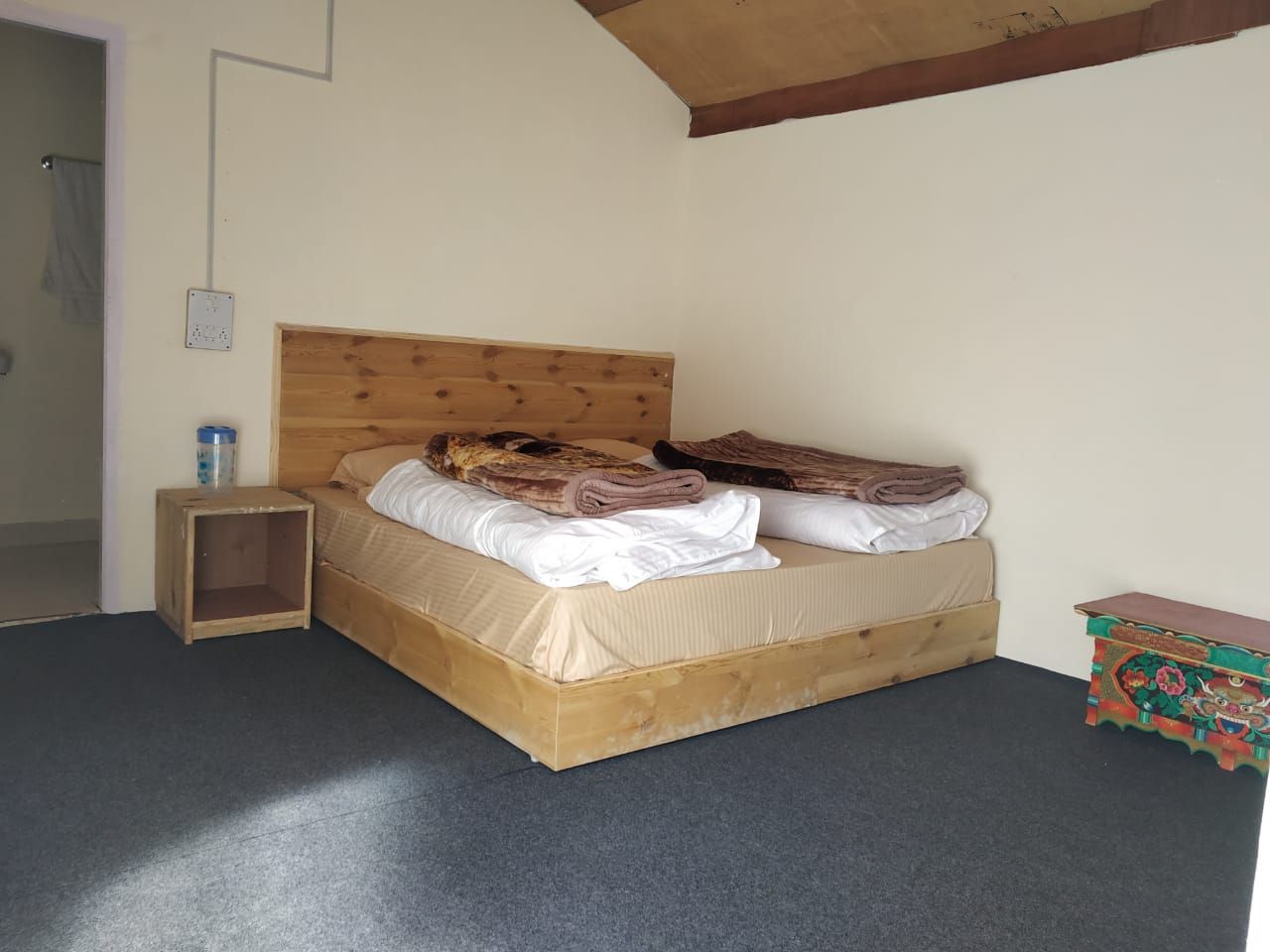 Jispa Journey Camp Deluxe Double Room 3