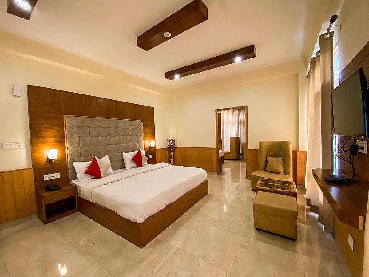 Hotel Grand Oasis Deluxe Room 4