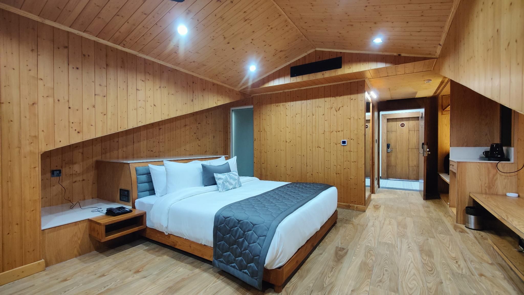 Kaithal Resort - Kasauli Attic Rooms With Garden View 2