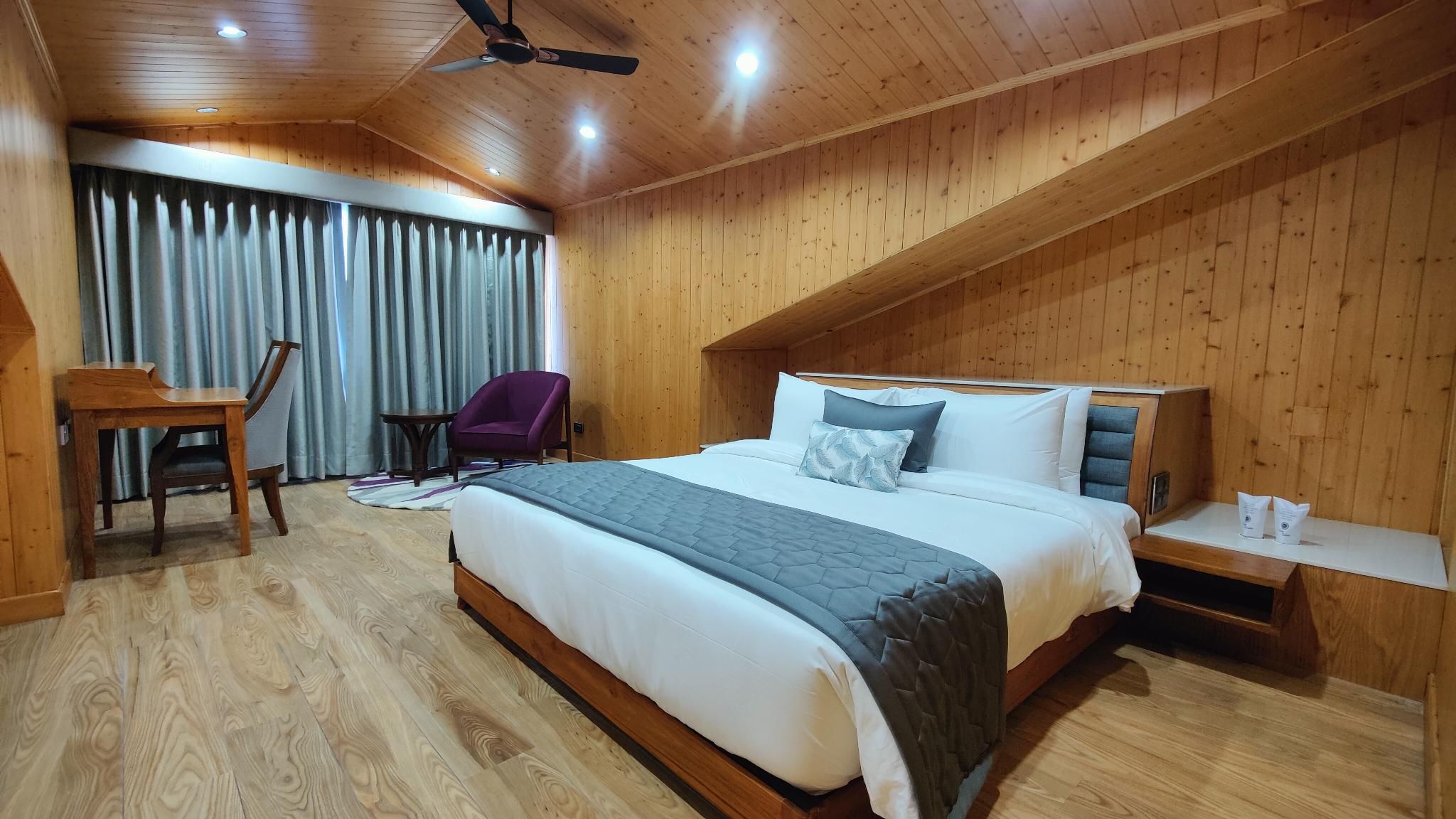 Kaithal Resort - Kasauli Attic Rooms With Garden View