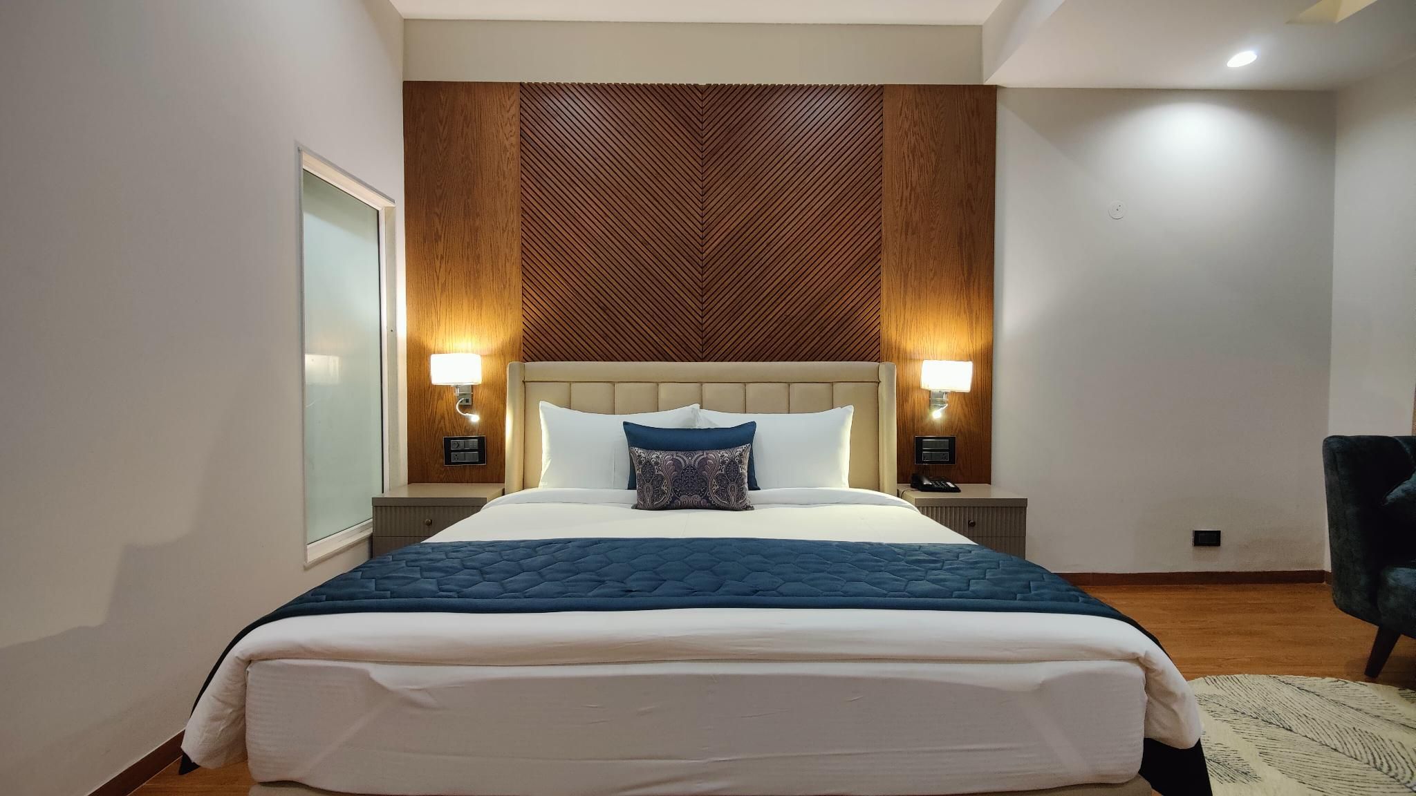 Kaithal Resort - Kasauli Premium Rooms With Balcony and Mountain View 3