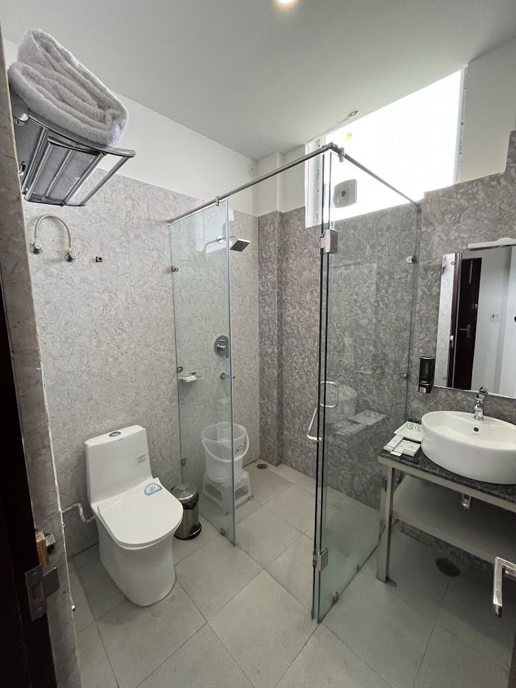 Click Collection The Abode Deluxe Room 8