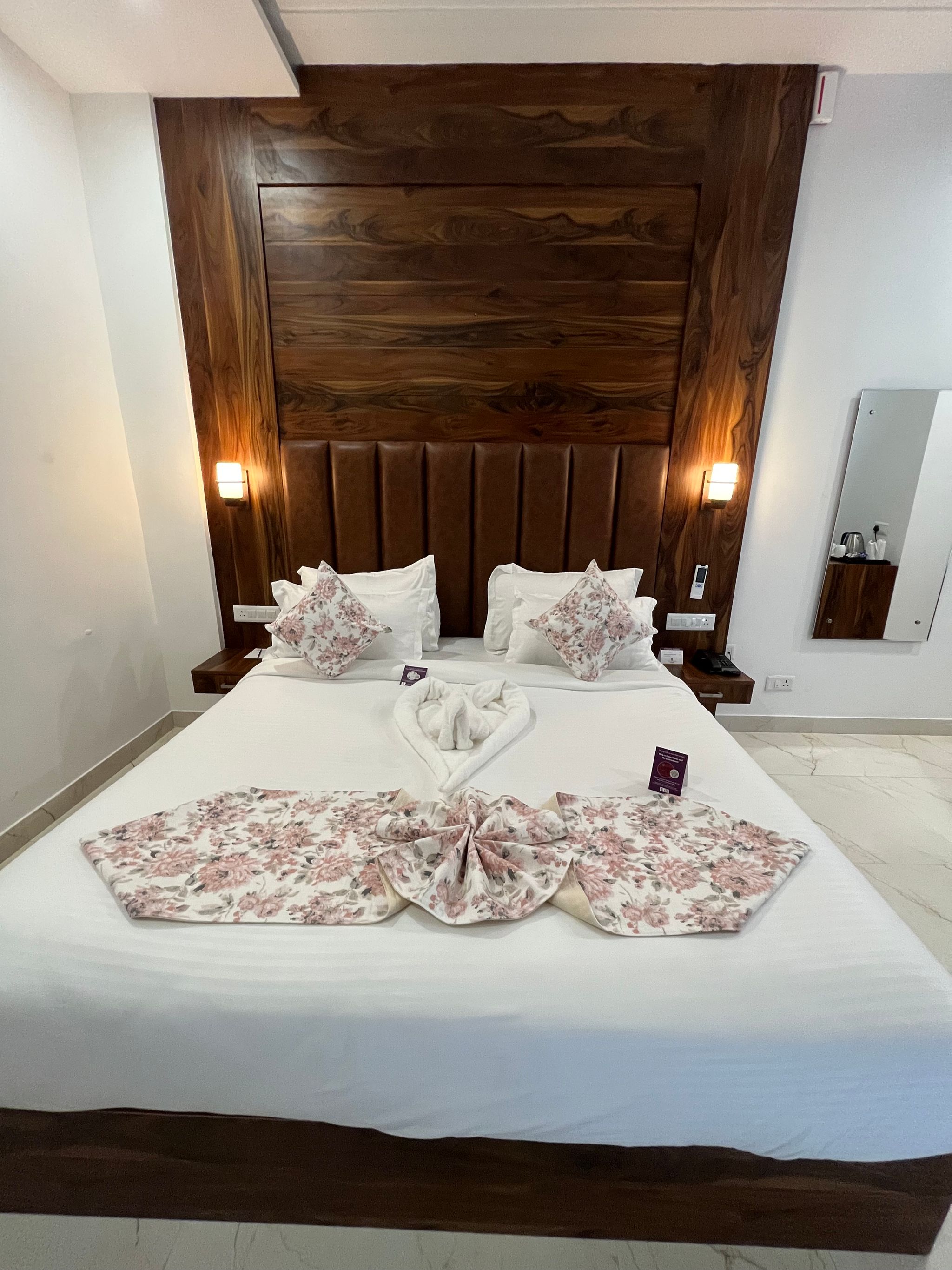 Click Collection The Abode Deluxe Room 10