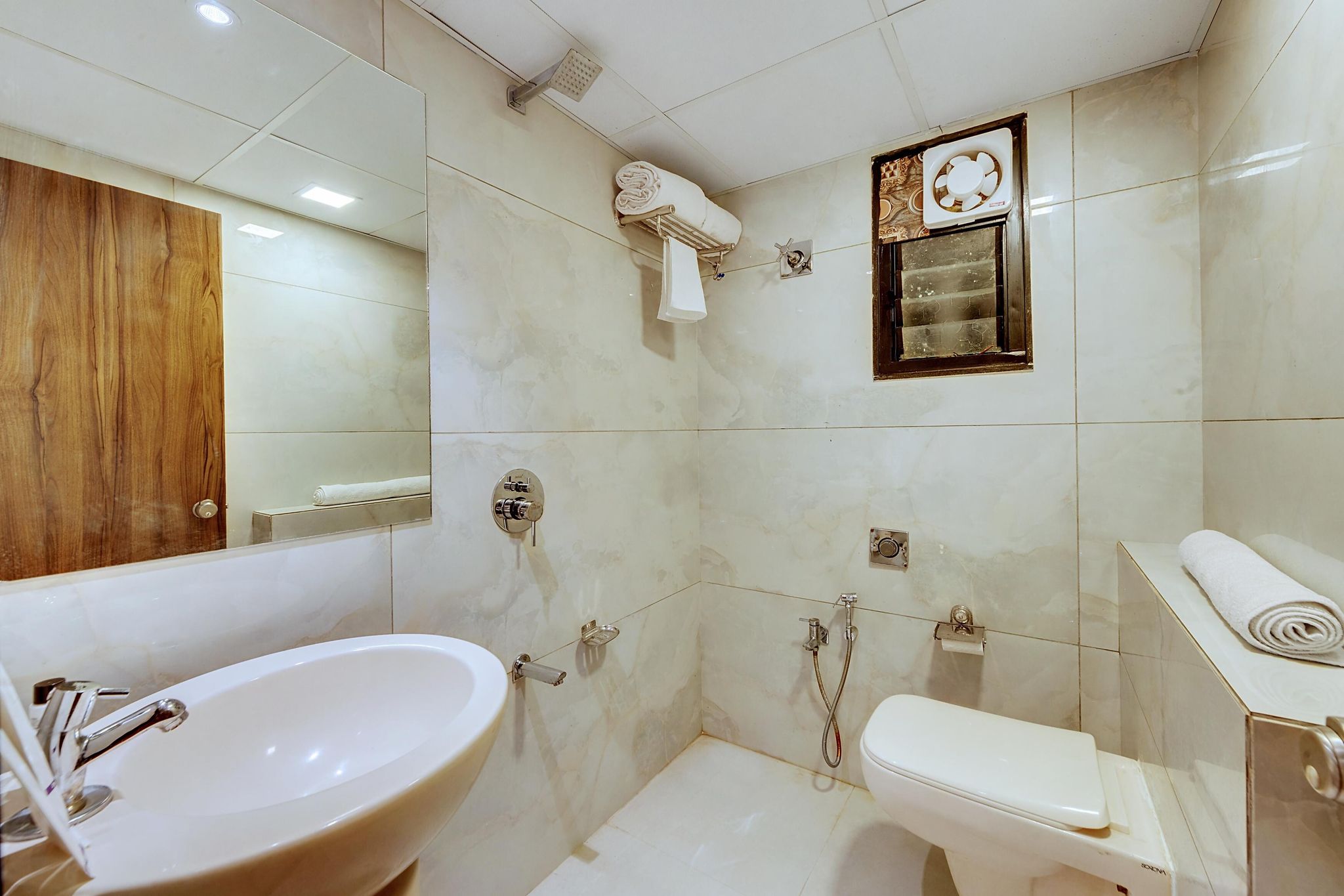 Click Hotel by Suba , Jamnagar Standard Room  10