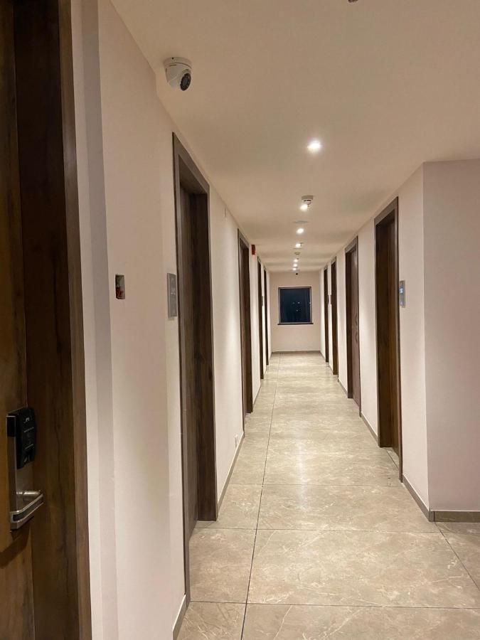 Click Hotel LH Seven, Morbi