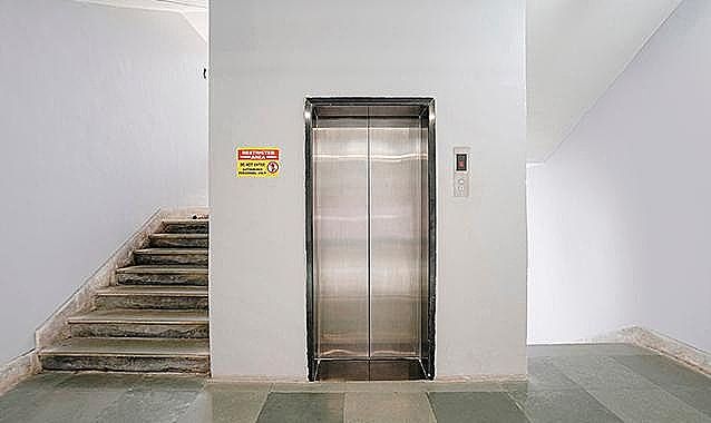 Side Image 2