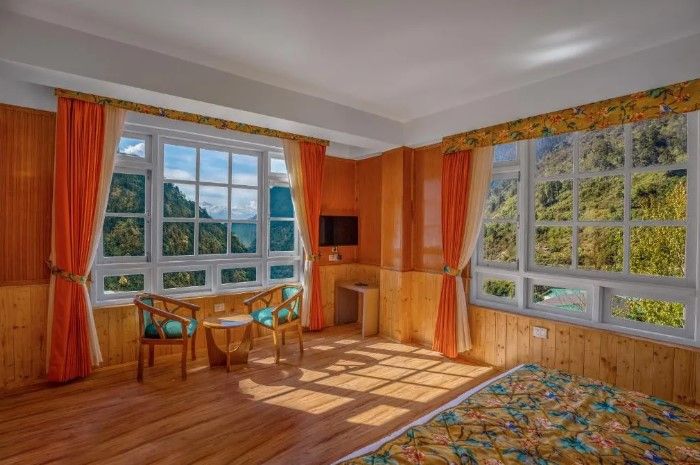 Premium Room with Mountain View