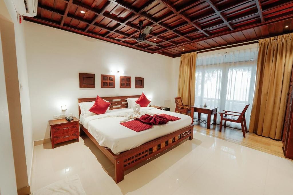 Cherai Beach View Heritage Balcony Beach View Double 2