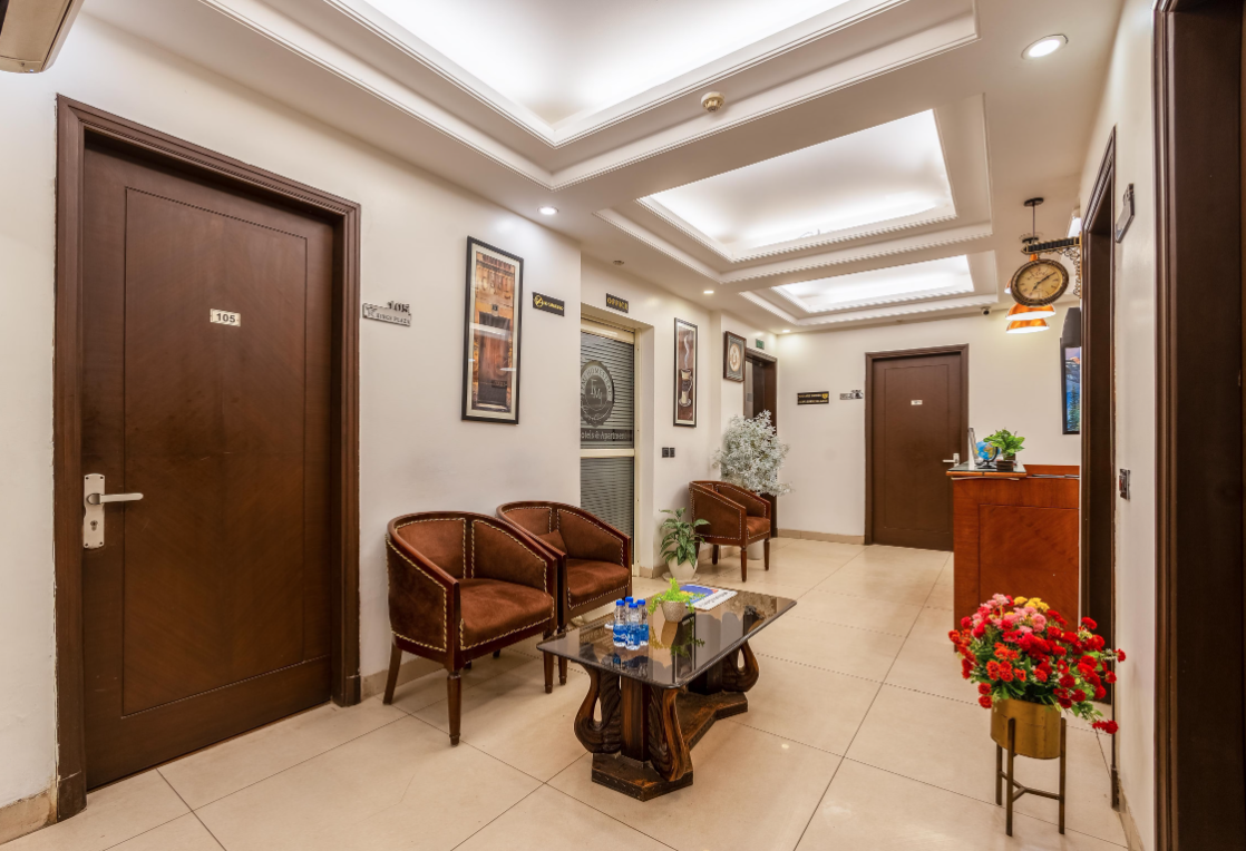 undefined Hotel The Imperio 3