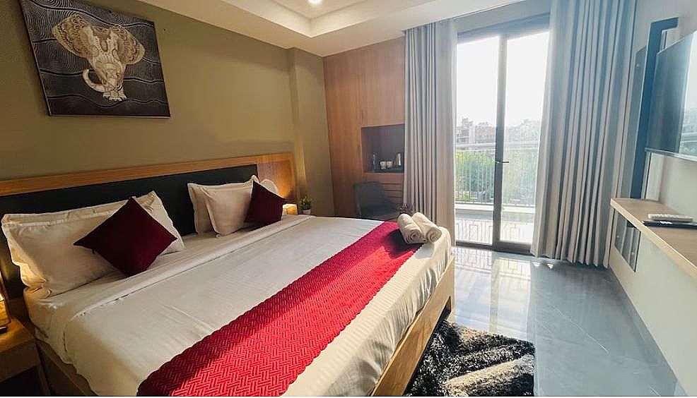 Deluxe Room with Balcony