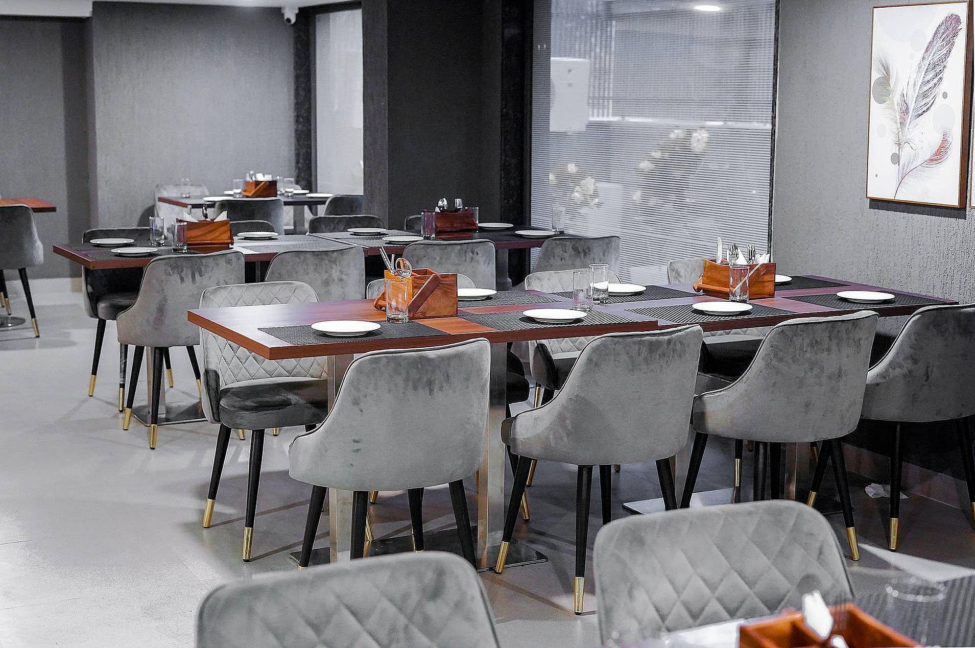 Food & Dining