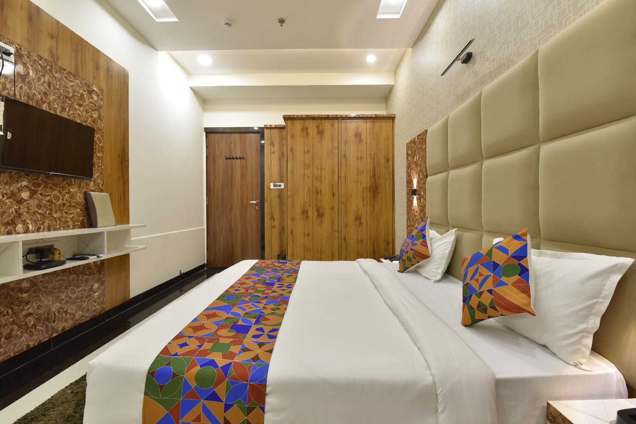 Super Deluxe Room