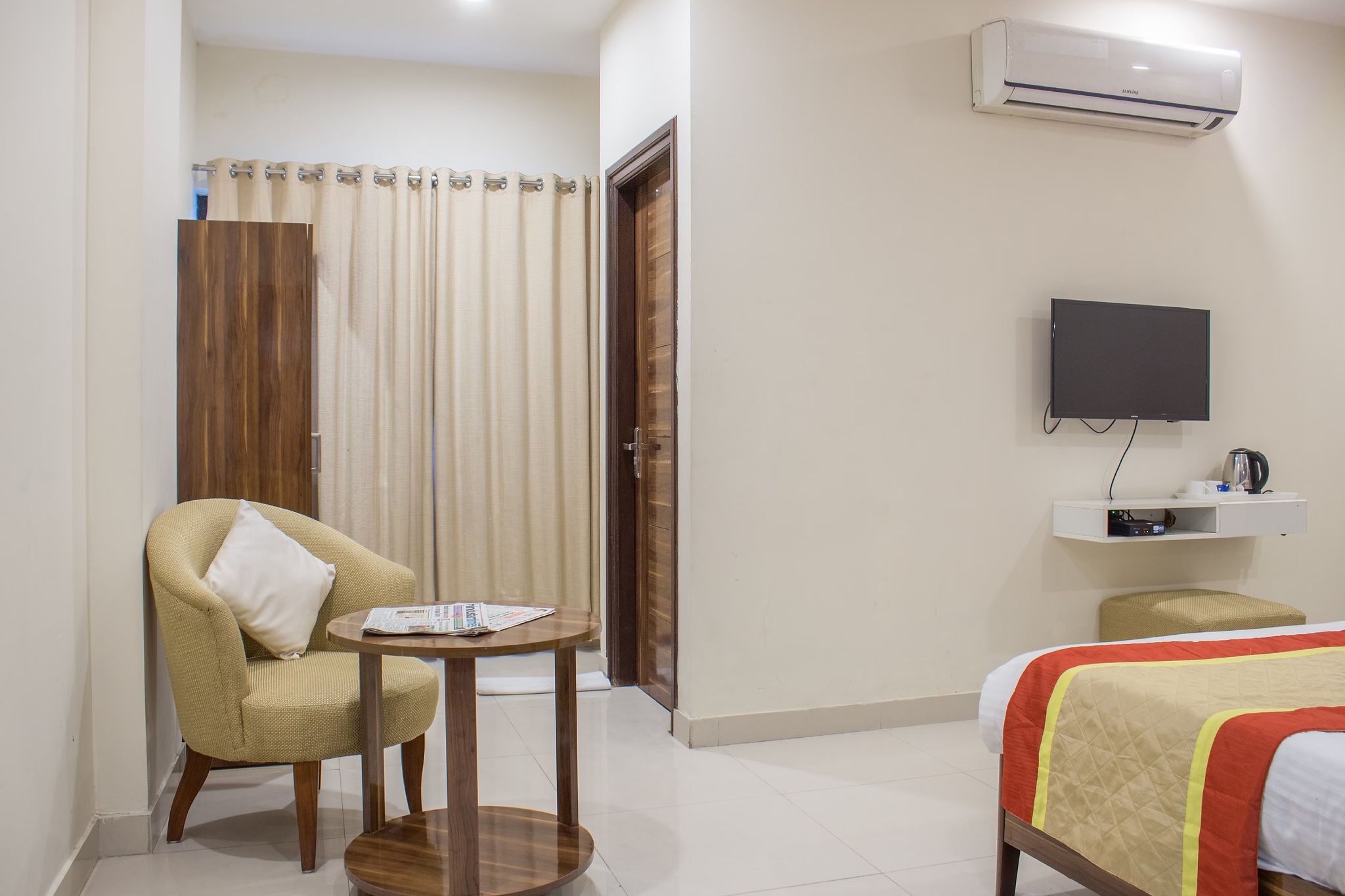 Hotel Cosmos Raj Plaza Jaipur Deluxe Room 3