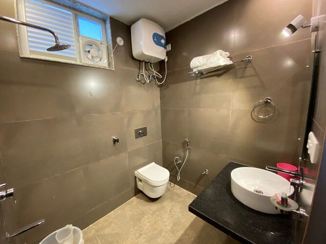 The Aesthetic Hotel And Restaurant Deluxe Room 5