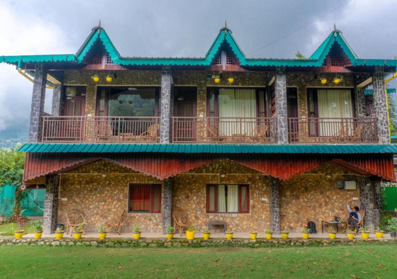 undefined The Hosteller Naukuchiatal
