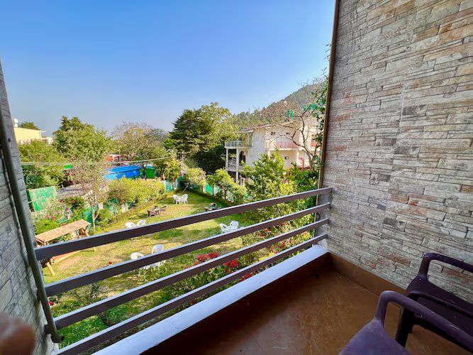 Royal Court by Vikalp Luxury Ac Room With Balcony 4