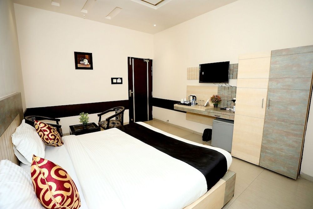 Hotel Bhagyaraj Palace Business Hotel Deluxe Room 5