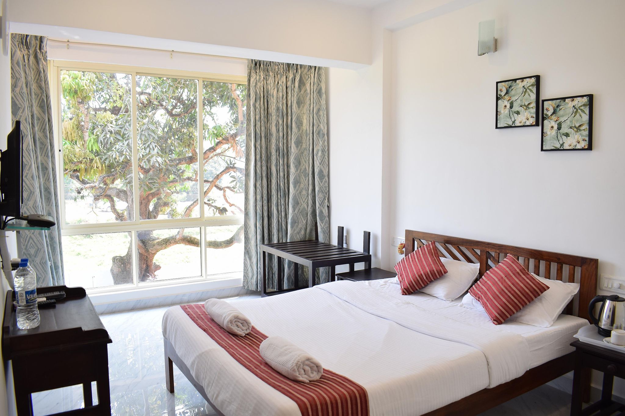 Salotel- near Mae De Deus Church Super Deluxe Room