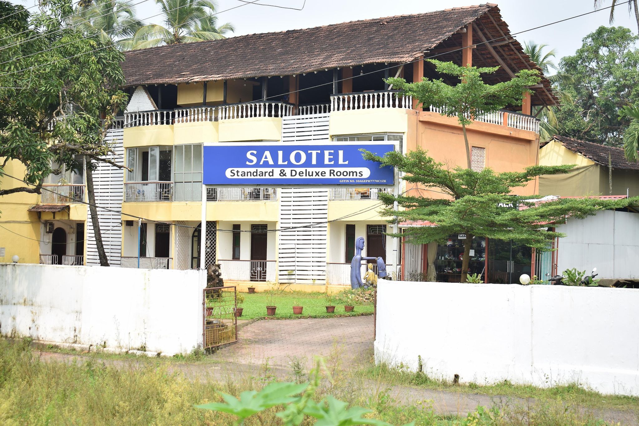 undefined Salotel- near Mae De Deus Church 10