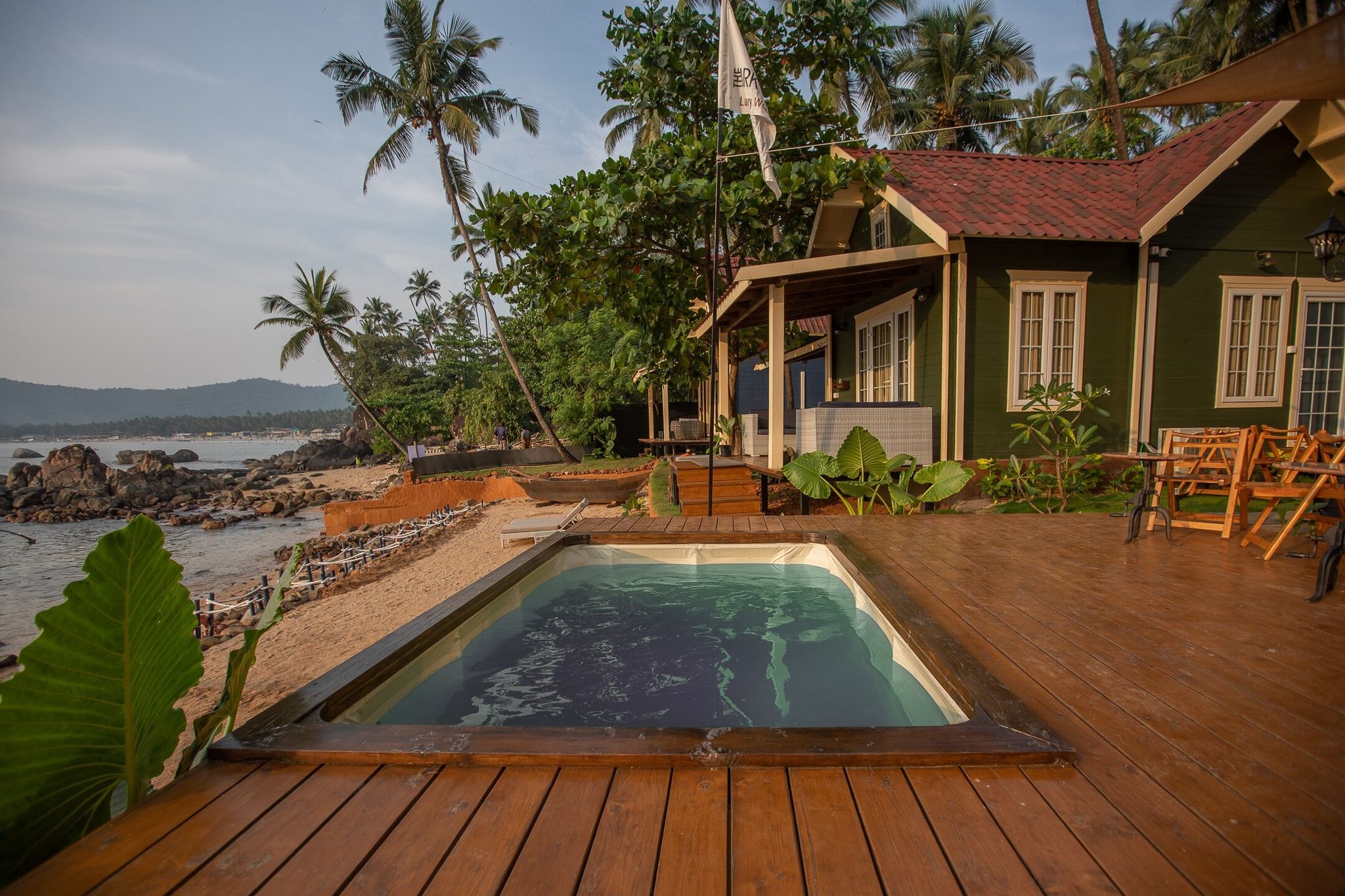 undefined The Ark Comforts 4