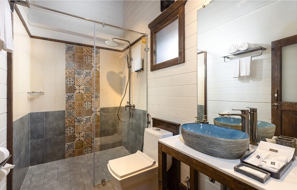 The Ark Comforts Grace 4