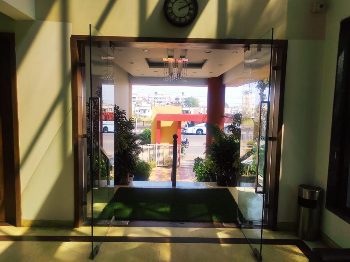 undefined Hotel Manasi Royal 9