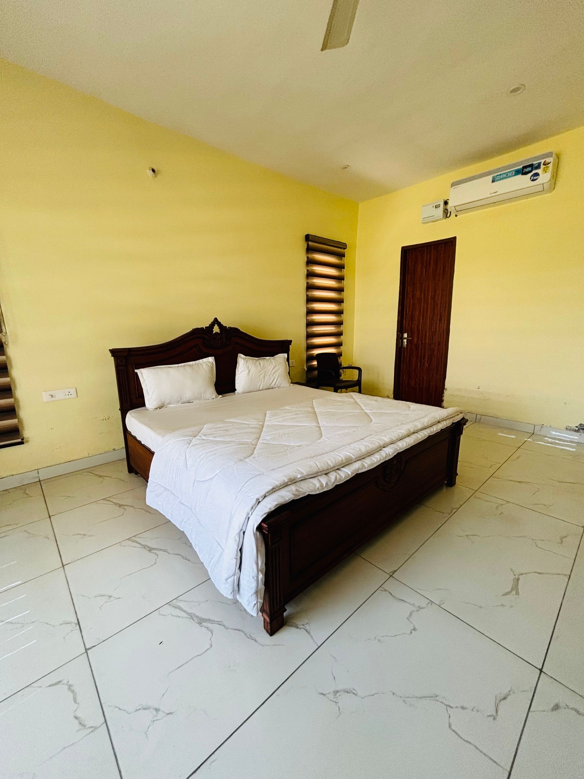 AA Hotels and Resorts Superior Room 2