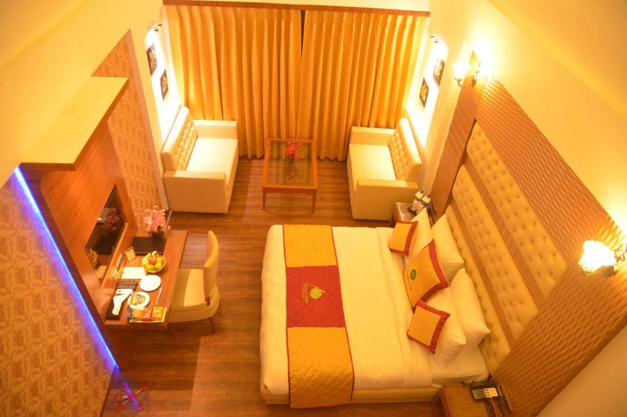 Royal Room with valley View