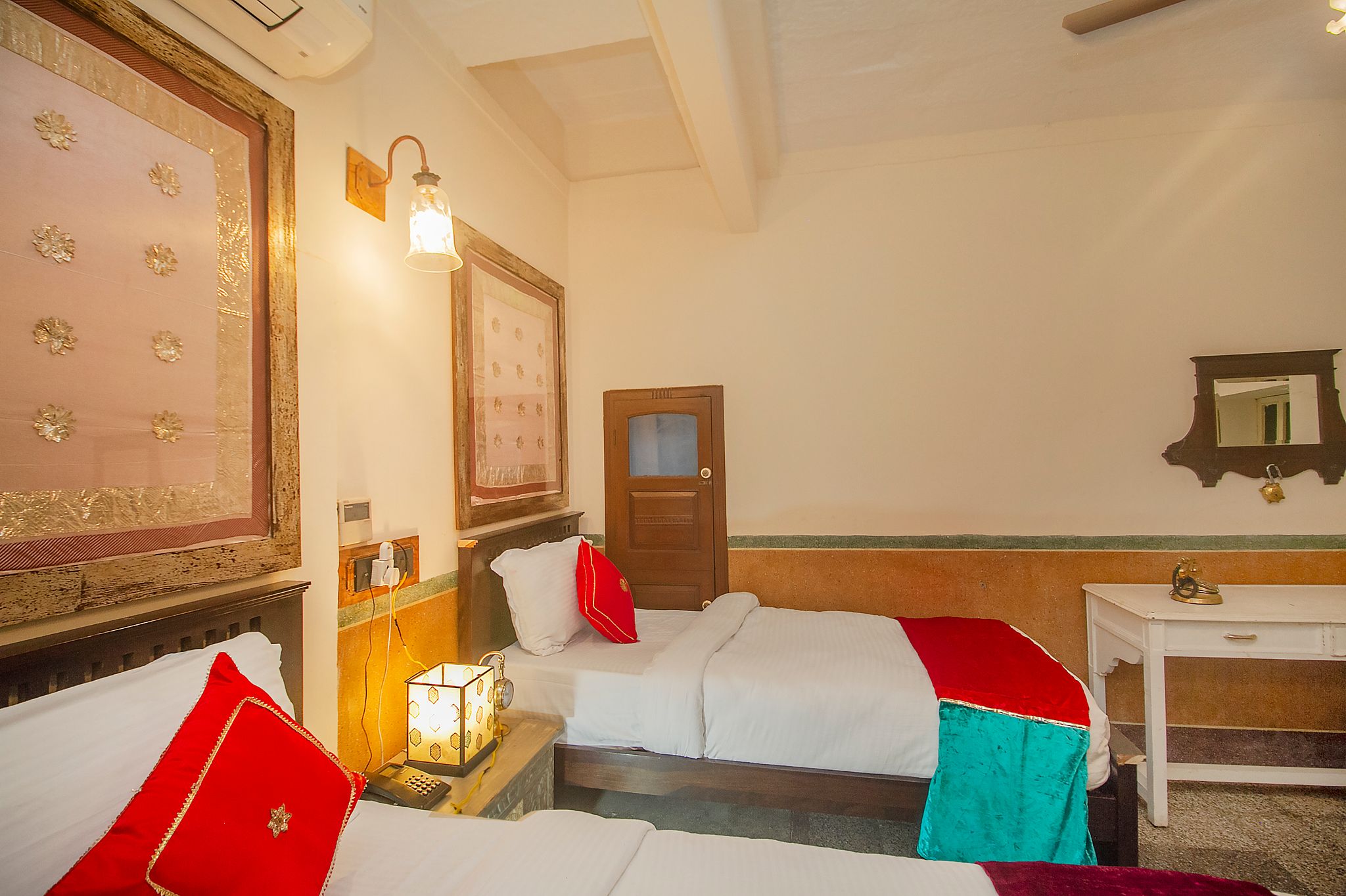 Amritara Manak Haveli Heritage Twin