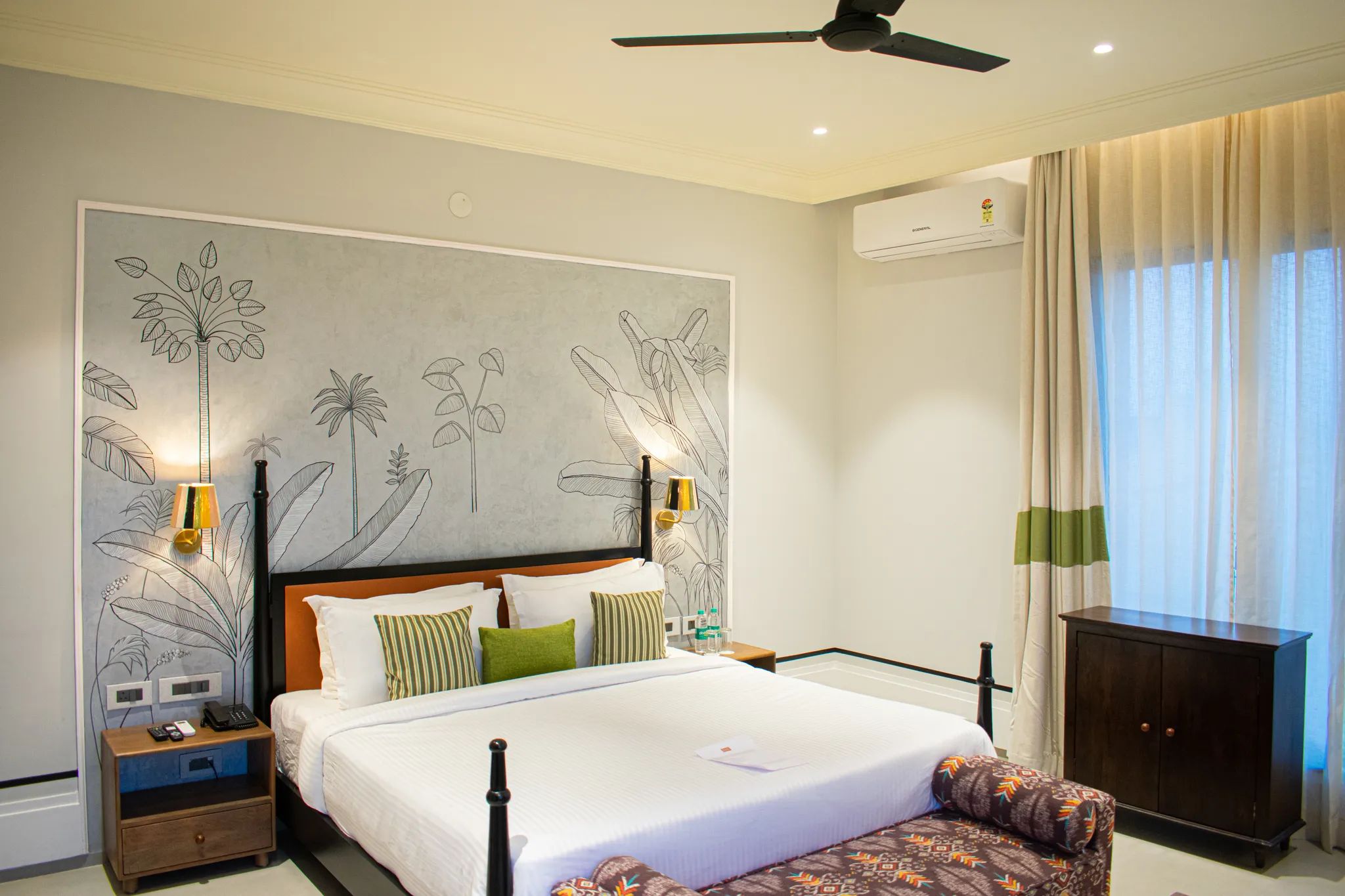 Suite with Balcony (Elite room)