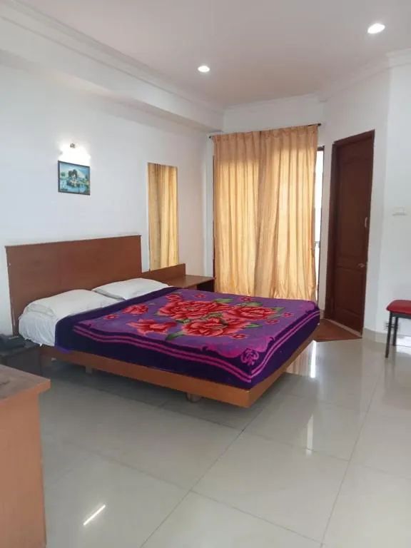 Kurinji Meridian Standard Double Room 3