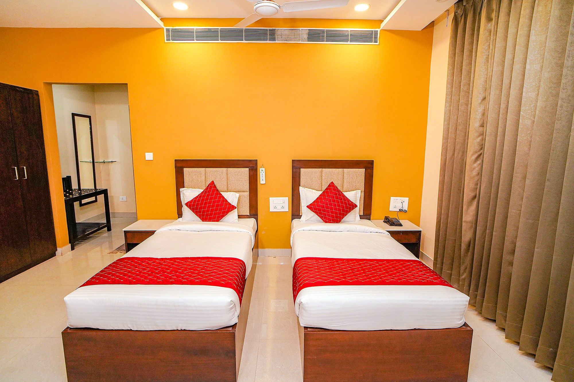 FabHotel Prime Manor