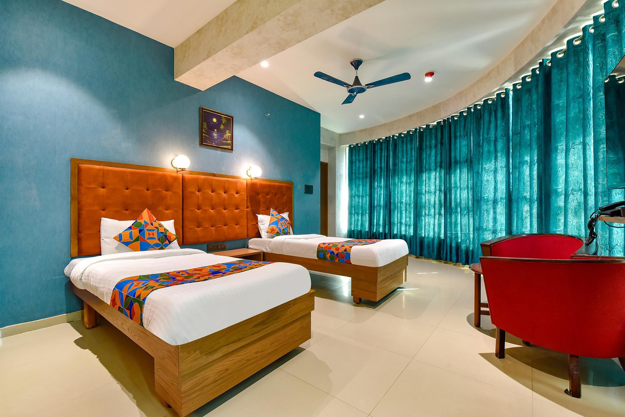  FabHotel Siddharth Corporate Deluxe Room 2