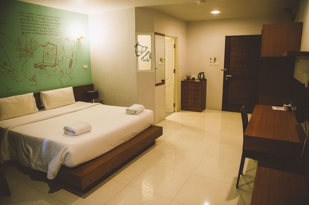 undefined The Loft 77 Hotel 9