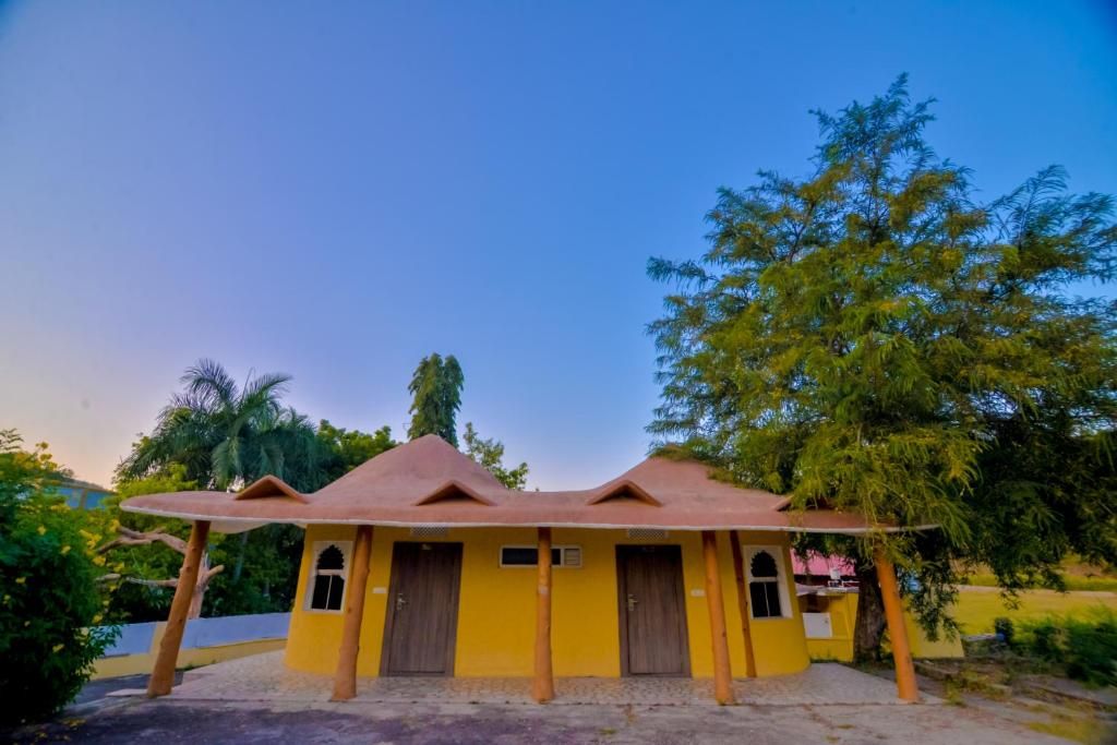 undefined Gold Nest Rubystone Heritage 8