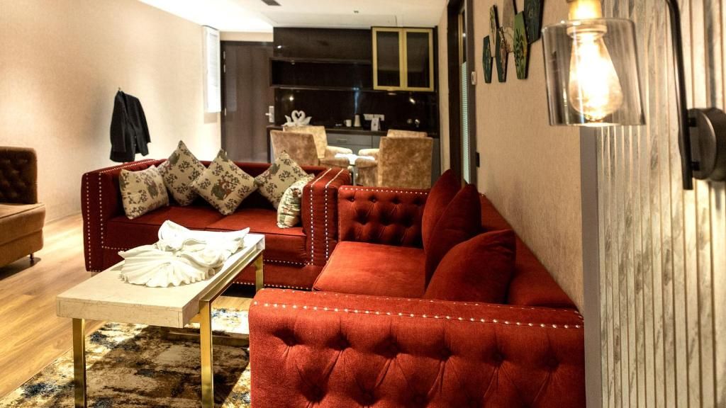 undefined Hiland Hotel 3