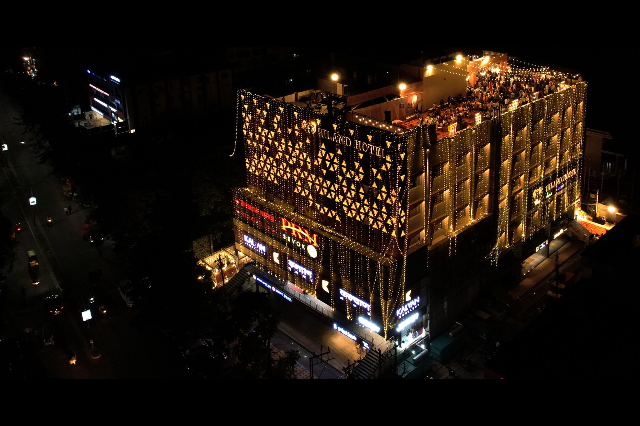 undefined Hiland Hotel 6