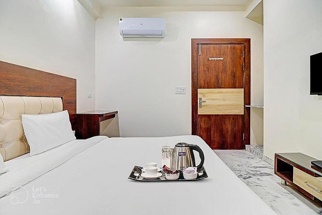 Hotel Sahibs RS Palace - Free Dinner Included Double or Twin Room 6