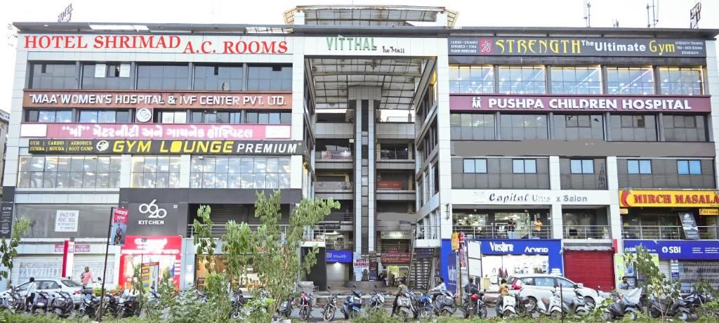undefined Hotel Shrimad Ahmedabad 4