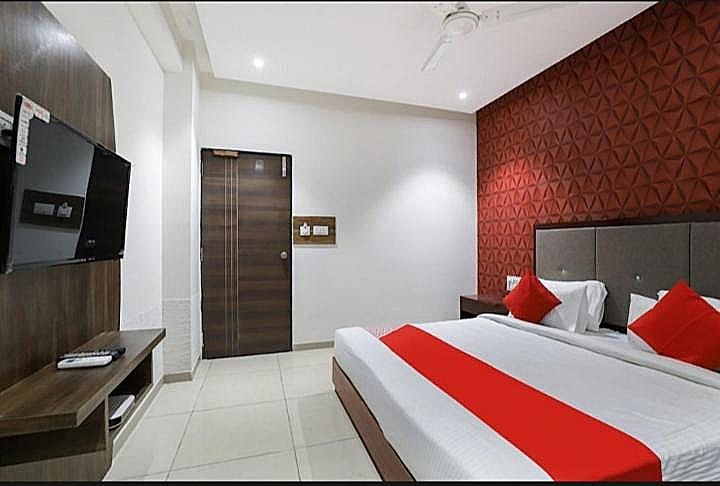 undefined Hotel Shrimad Ahmedabad 6