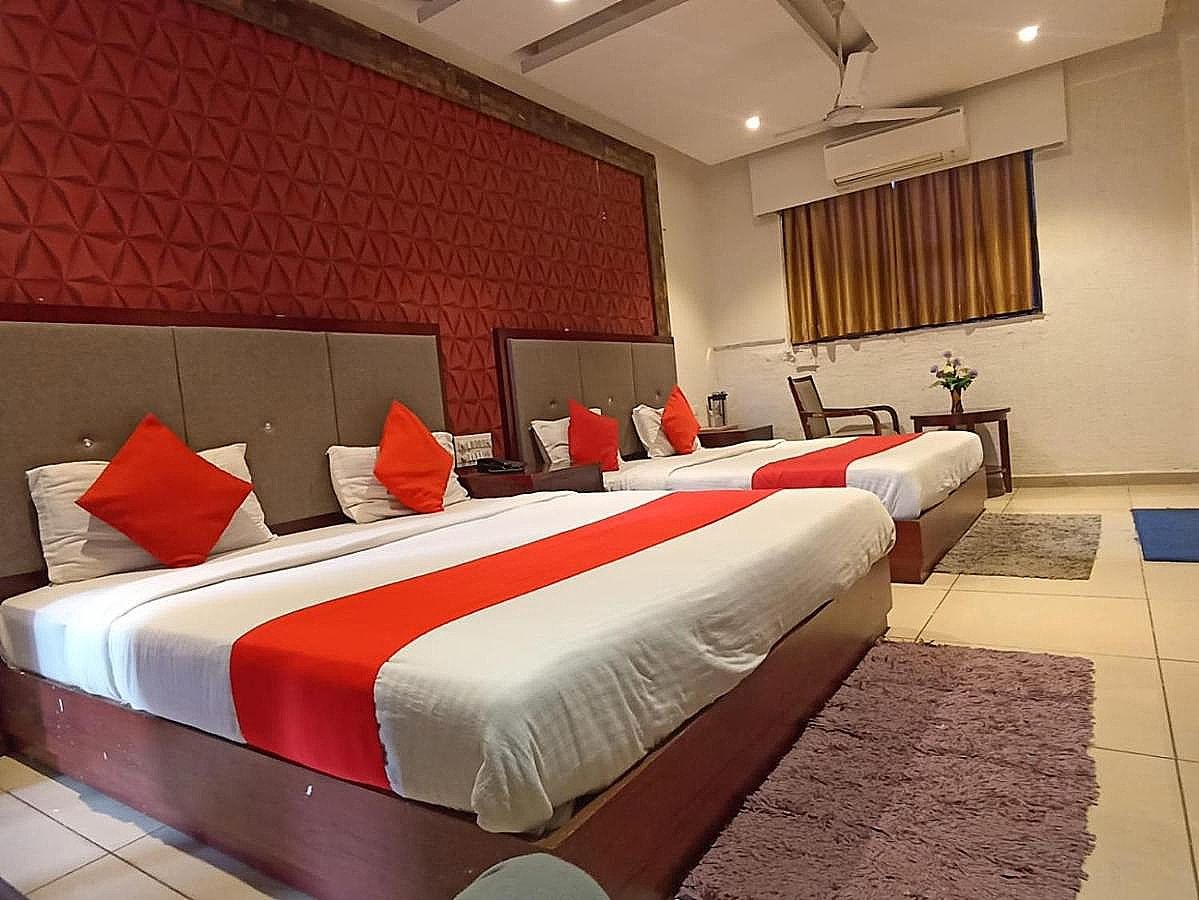 undefined Hotel Shrimad Ahmedabad 10