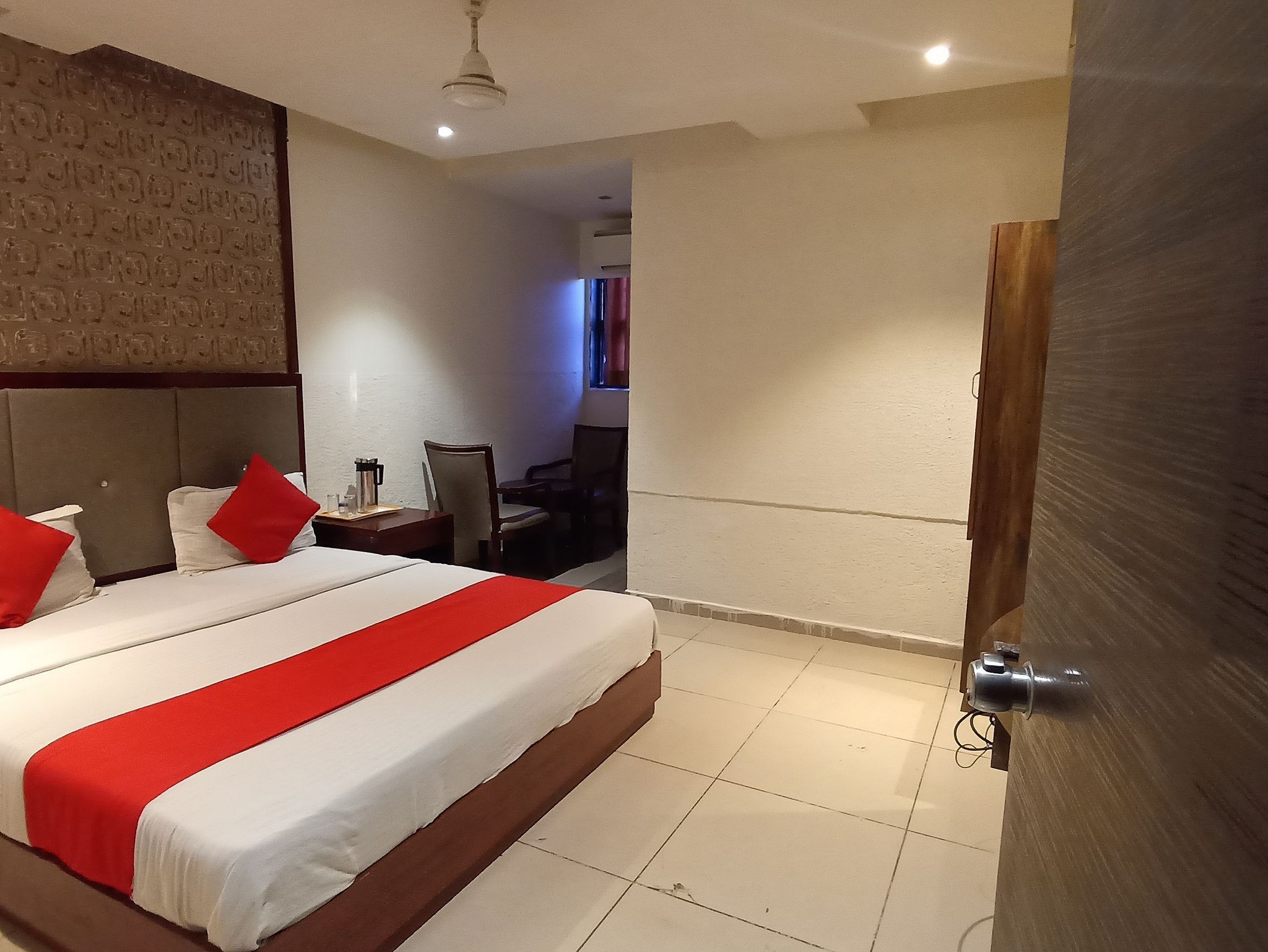 undefined Hotel Shrimad Ahmedabad 9