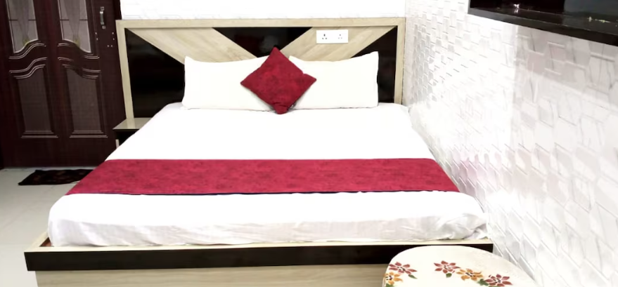 undefined Hotel Swastik 9