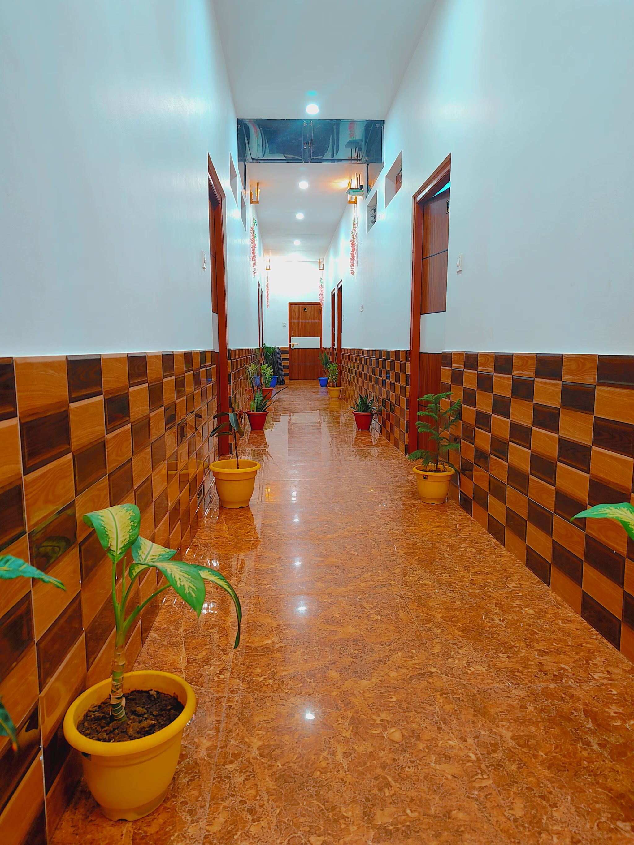 Hotel The Ramay Palace.