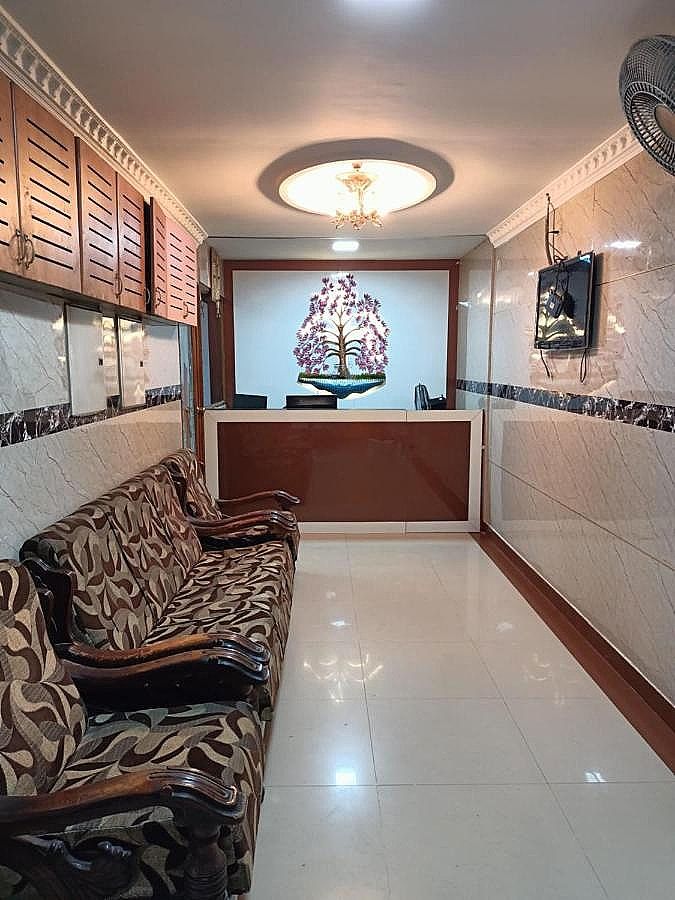 undefined Le Royal Inn Mugappair Chennai 2