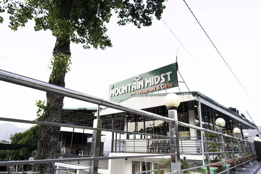 undefined Mountain Midst 8